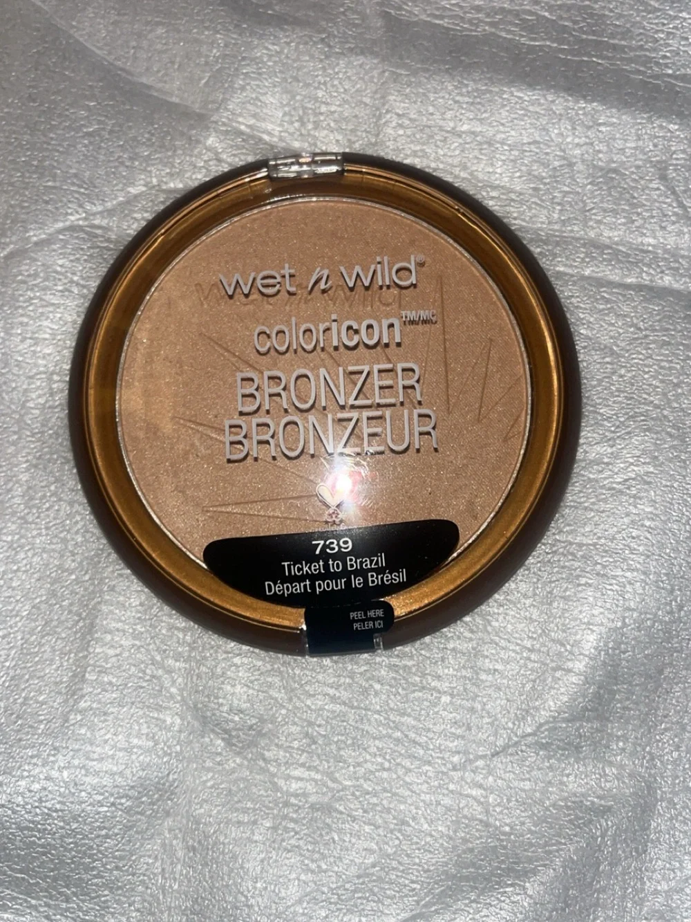 737 - Discontinued -Wet n wild Color Icon Bronzer - Warm Golden Bronze
